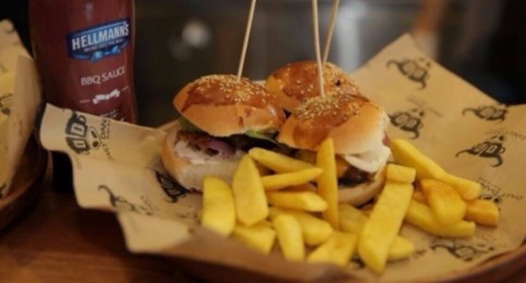 Daily Dana Burger Steak Bulgurlu Istanbul